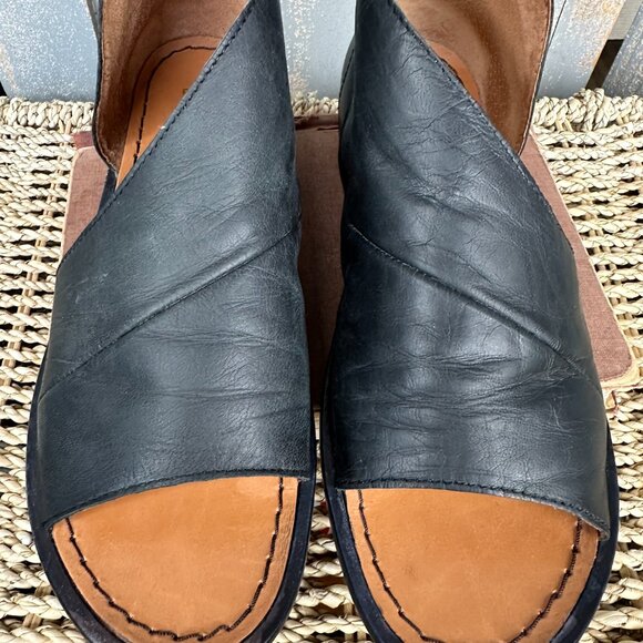 Free People Mont Blanc Leather Sandals Sz EU 37, US 6.5 Black - Picture 3 of 16